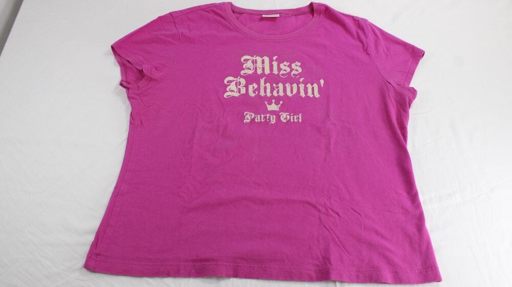 Vintage Y2K No Boundaries Women L Miss Behavin T Shirt Cotton Pink Party Girl